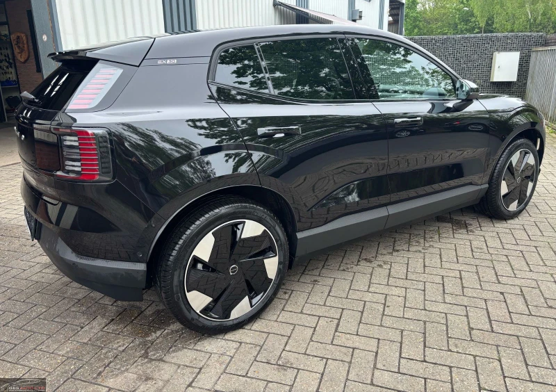 Volvo EX30 ULTRA EXT.RANGE/272HP/2WD/PANO/LED/CARPLAY/167fpr, снимка 4 - Автомобили и джипове - 50653298