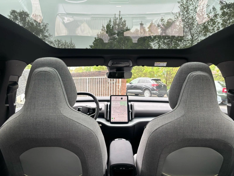 Volvo EX30 ULTRA EXT.RANGE/272HP/2WD/PANO/LED/CARPLAY/167fpr, снимка 12 - Автомобили и джипове - 50653298