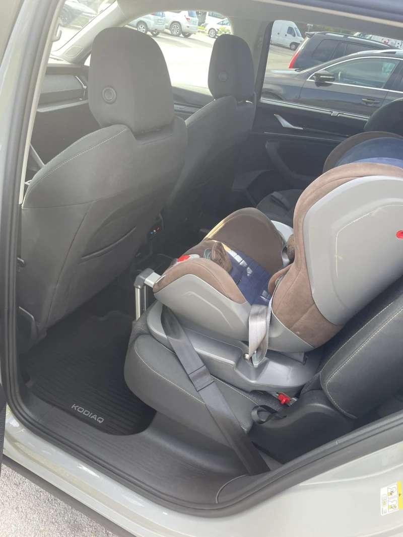 Skoda Kodiaq &#352;koda Kodiaq - 7 места , снимка 6 - Автомобили и джипове - 52280684