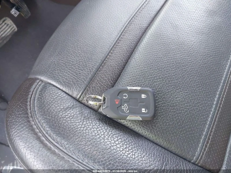 Gmc Sierra 6.2l 1500 Limited 4Wd Short Box Denali, снимка 11 - Автомобили и джипове - 53518757