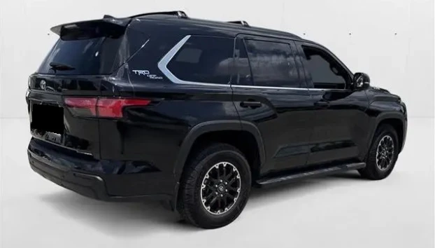Toyota Sequoia Sequoia SR5 - изображение 5