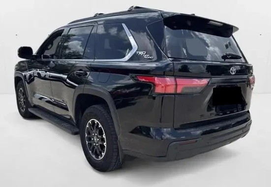 Toyota Sequoia Sequoia SR5 - изображение 7