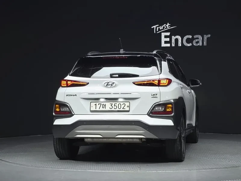 Hyundai Kona 1.6 Turbo 4Wd Premium, снимка 4 - Автомобили и джипове - 56118218