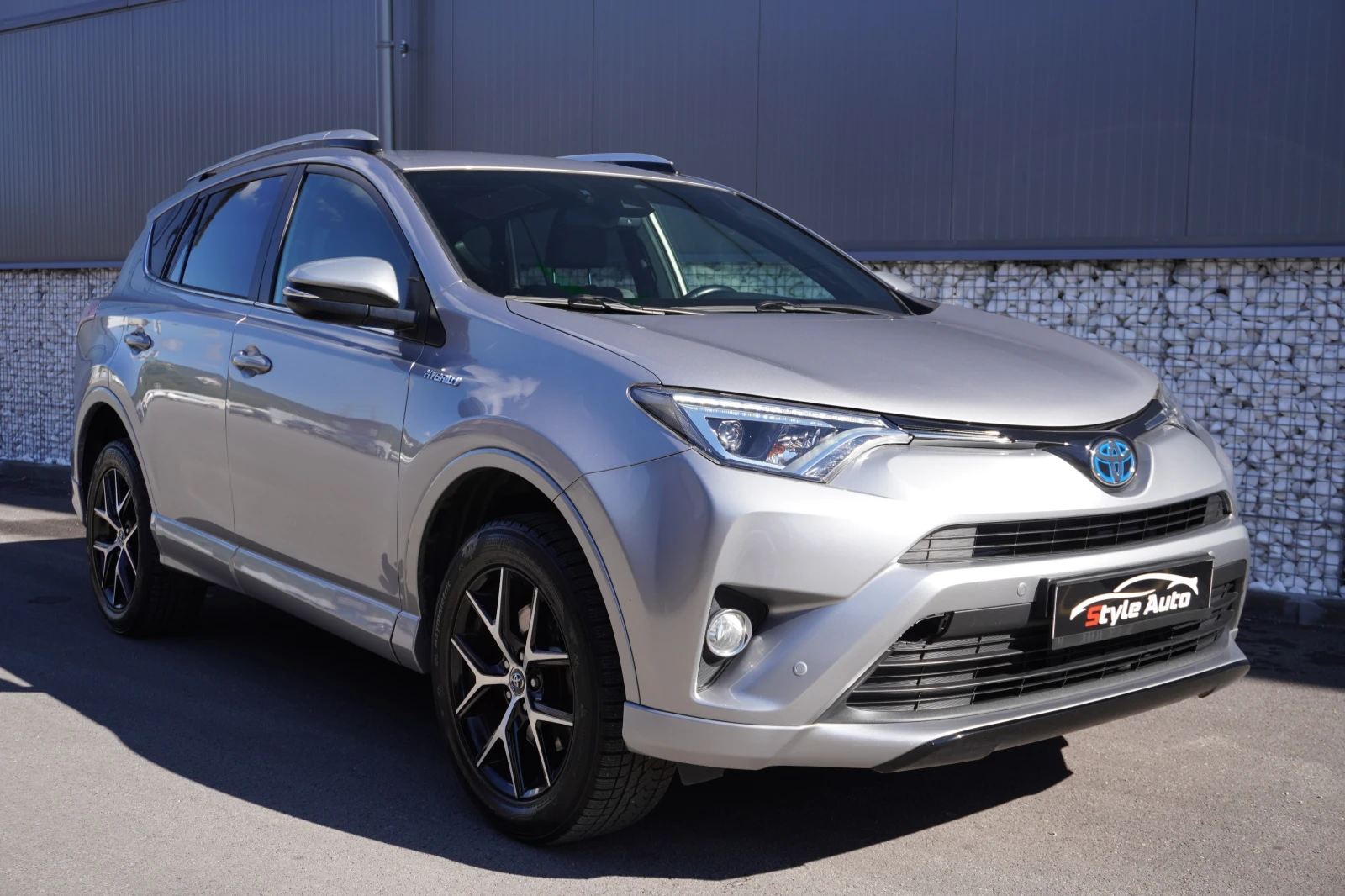 Toyota Rav4 2.5i HYBRID/LOUNGE/FULL/102.000km-ГАРАНЦИОННА! - изображение 7