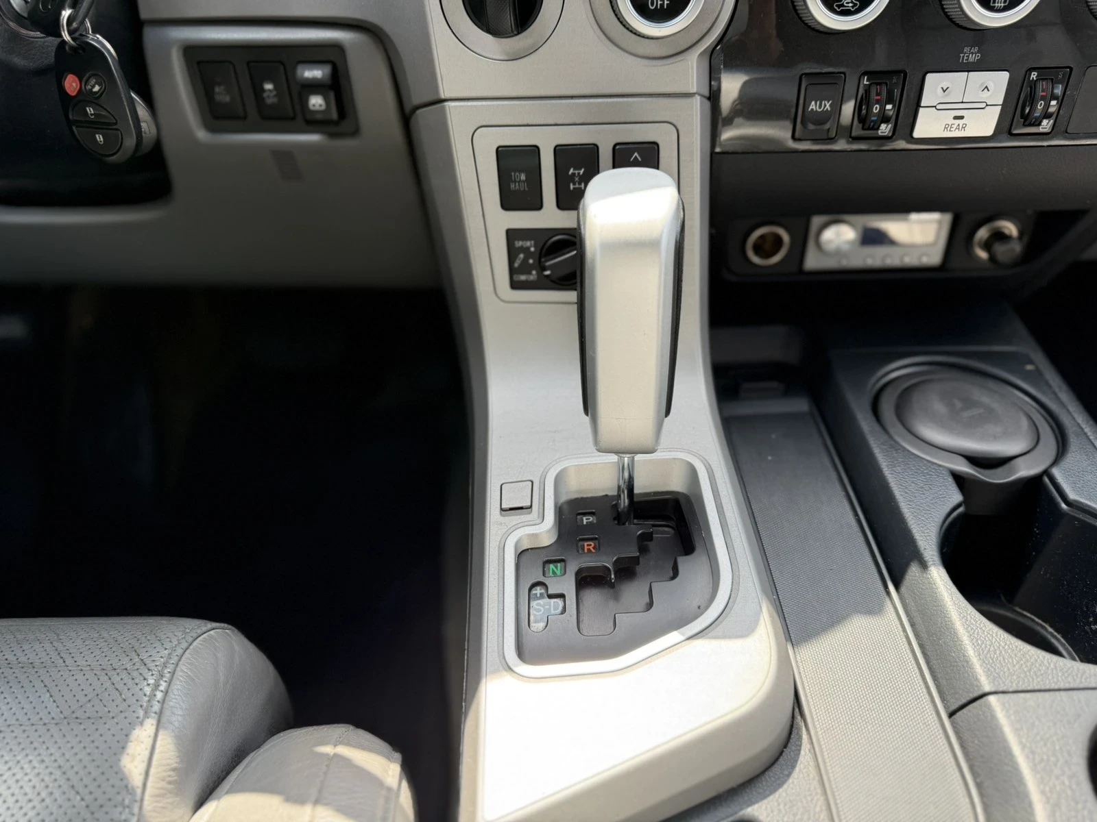 Toyota Sequoia Platinum 7-����� | Mobile.bg � ����������� 13