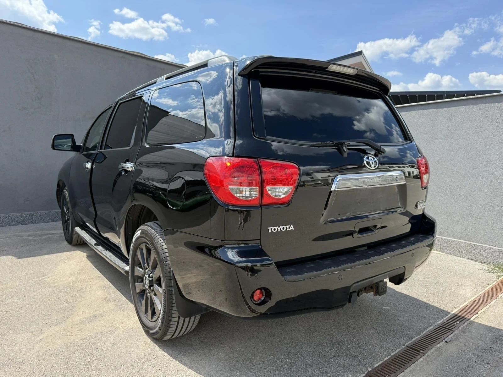 Toyota Sequoia Platinum 7-����� | Mobile.bg � ����������� 17