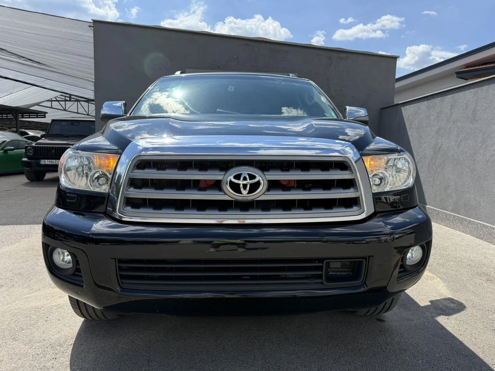 Toyota Sequoia Platinum 7-места - изображение 3