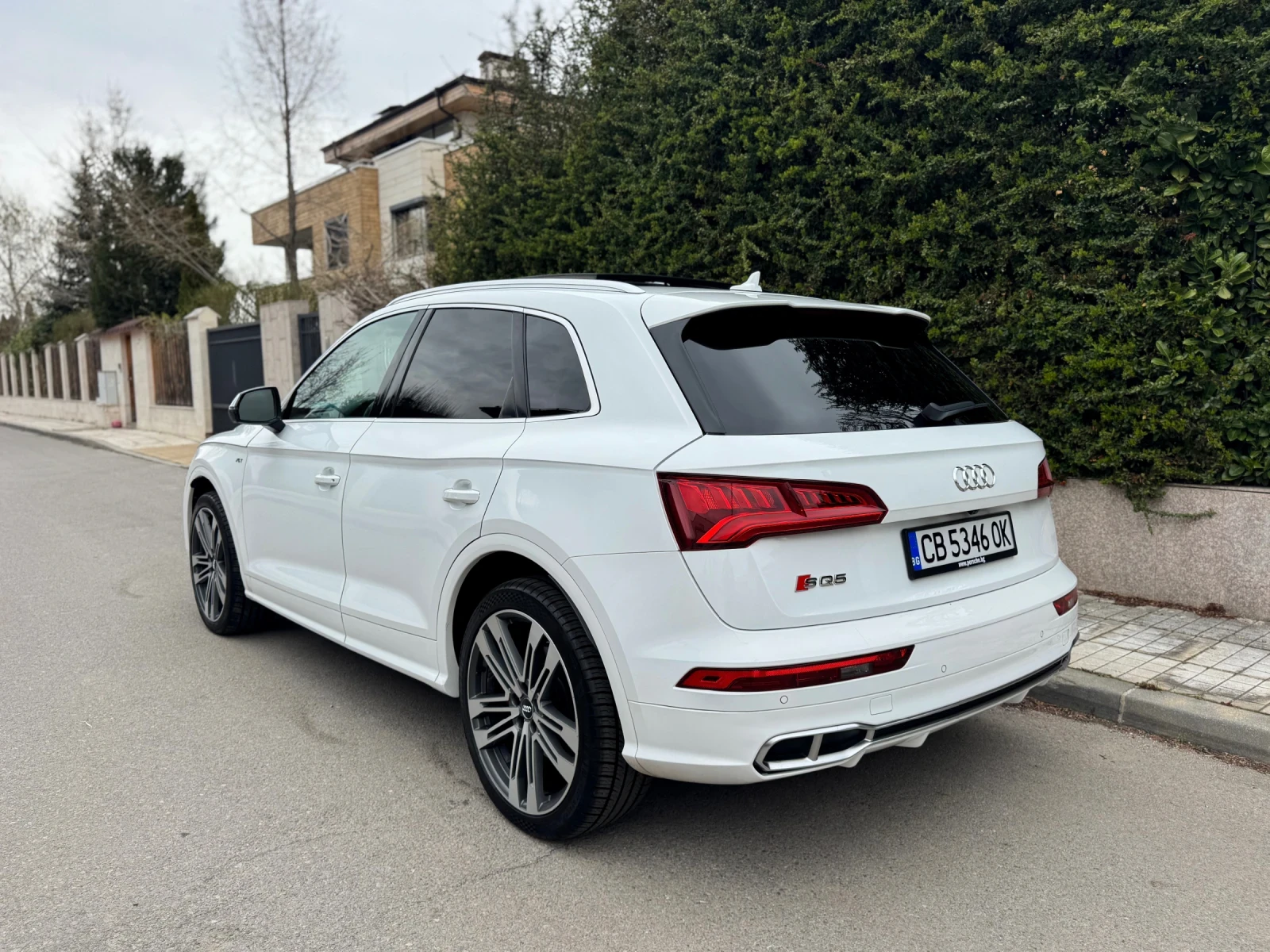 Audi SQ5 Carbon* B&O* 360* Pano* , снимка 5 - Автомобили и джипове - 54205966