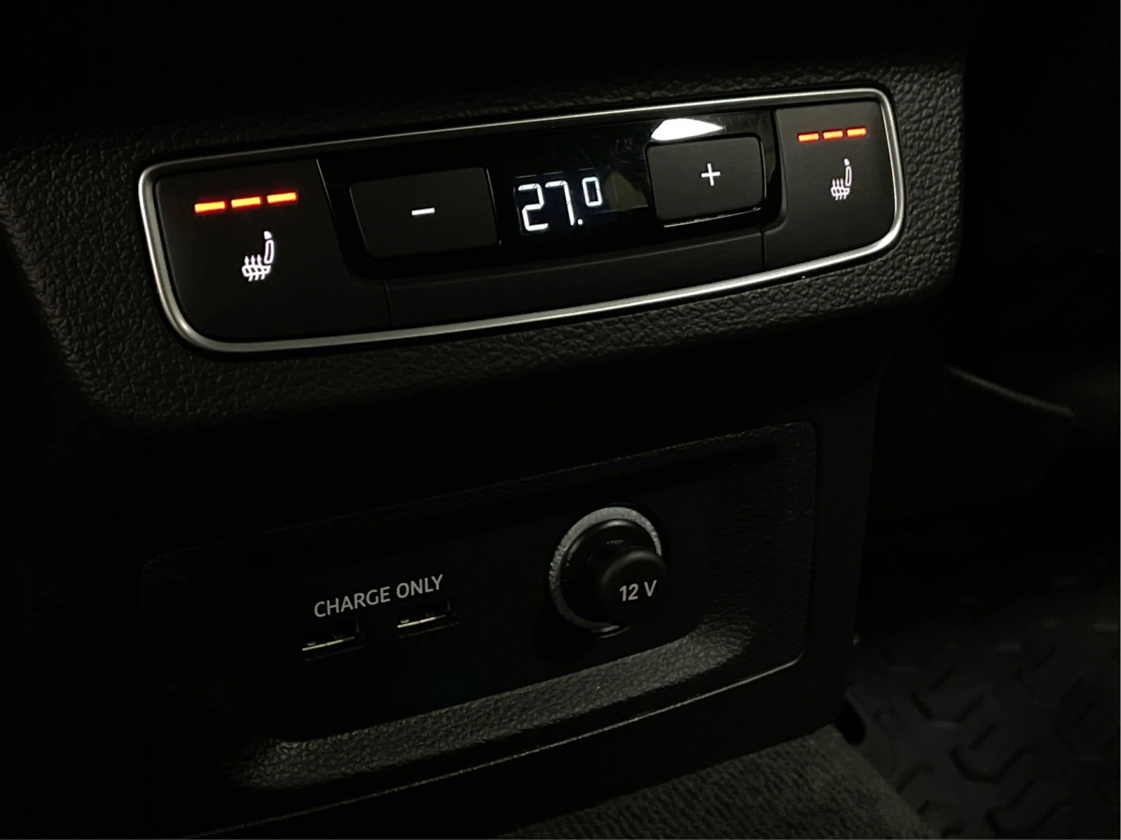 Audi Q5, снимка 16 - Автомобили и джипове - 54215584