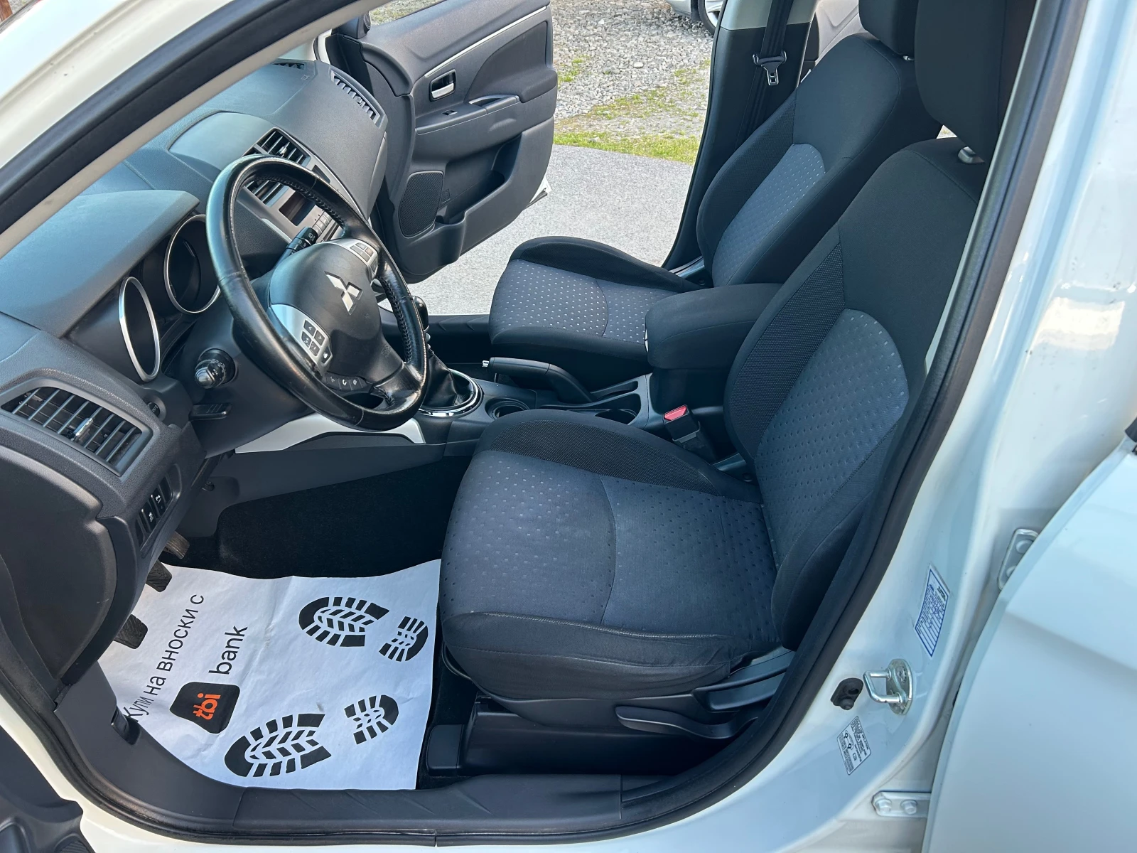 Mitsubishi ASX 1.8 DI-D, снимка 12 - Автомобили и джипове - 54571461