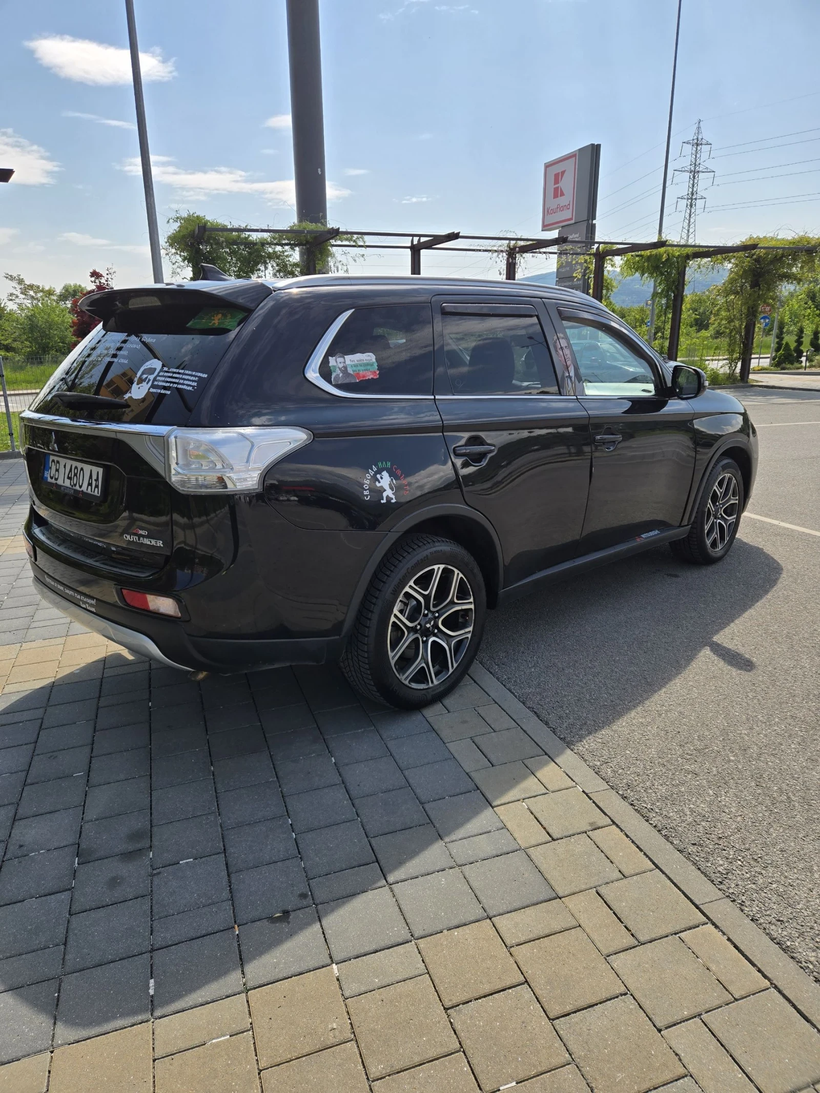 Mitsubishi Outlander 2.2 DI-D 4X4, снимка 4 - Автомобили и джипове - 54774560