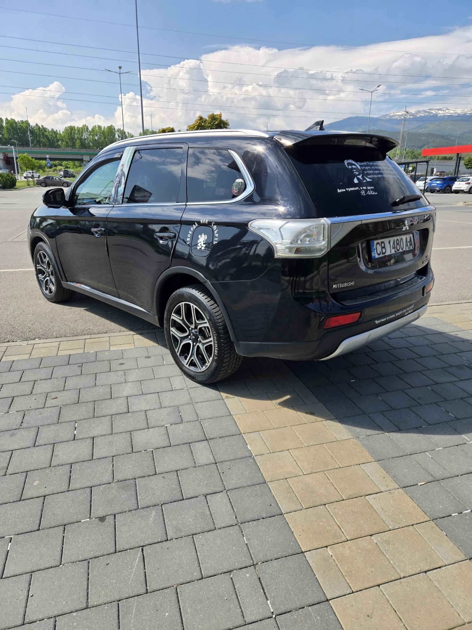 Mitsubishi Outlander 2.2 DI-D 4X4, снимка 6 - Автомобили и джипове - 54774560