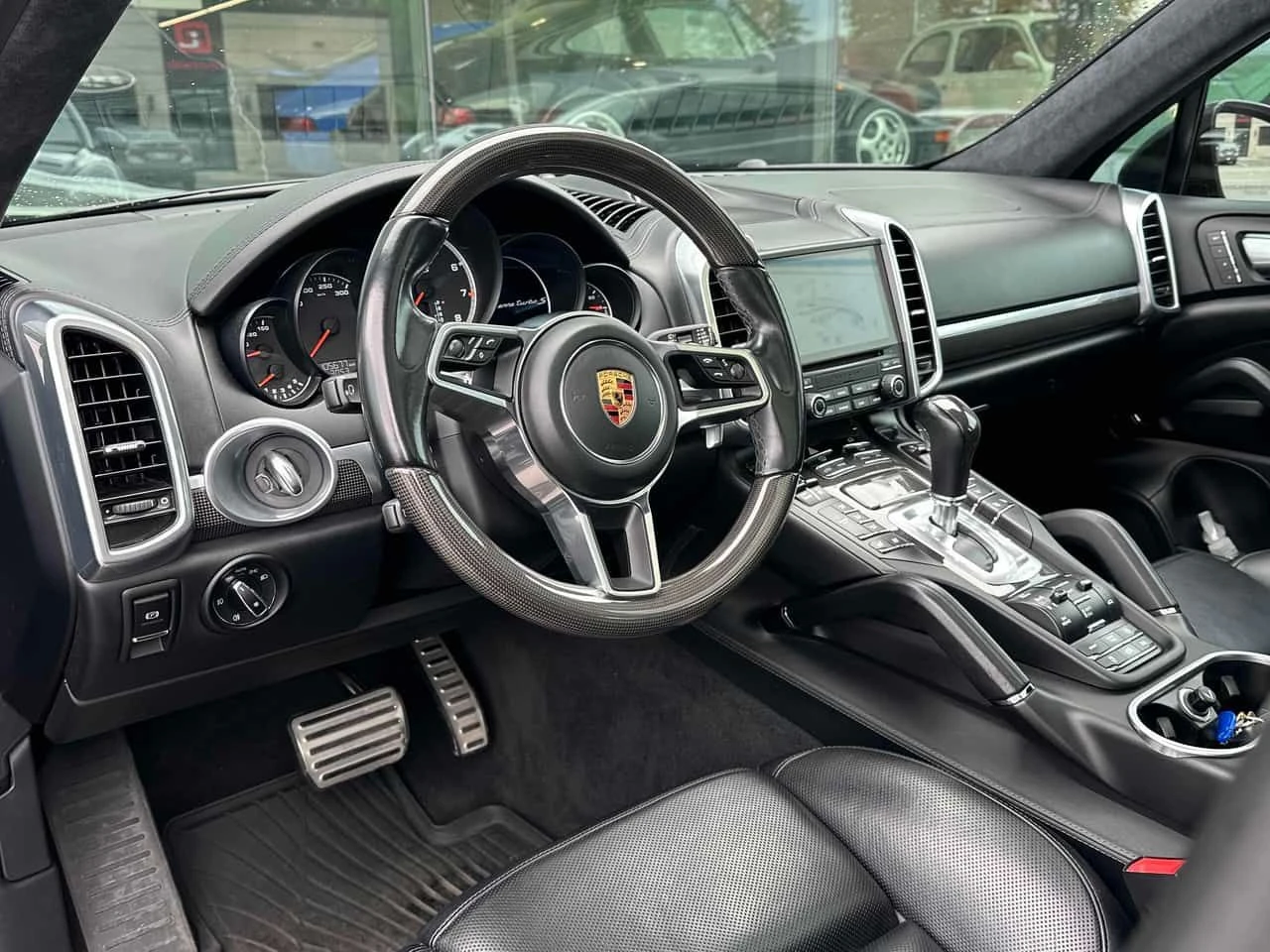 Porsche Cayenne * AWD 4dr Turbo S * CARFAX * ЦЕНА ДО БГ, снимка 7 - Автомобили и джипове - 55399080
