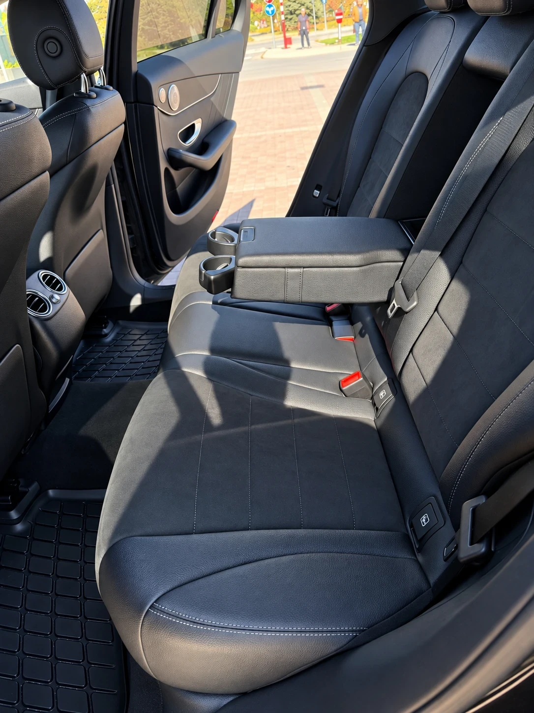 Mercedes-Benz GLC 250 AMG-LINE | 4MATIC | 9G-tronic | BURMESTER | Mobile.bg � ����������� 12