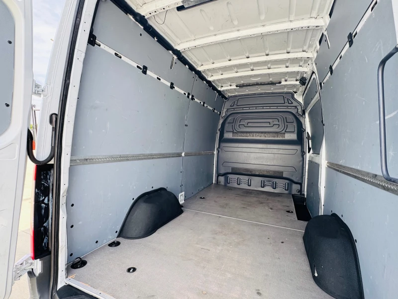 Mercedes-Benz Sprinter 316 Немски!КАТО НОВ!ТОП!ТОП!ТОП!НАВИ!КЛИМАТР!, снимка 8 - Бусове и автобуси - 51624039