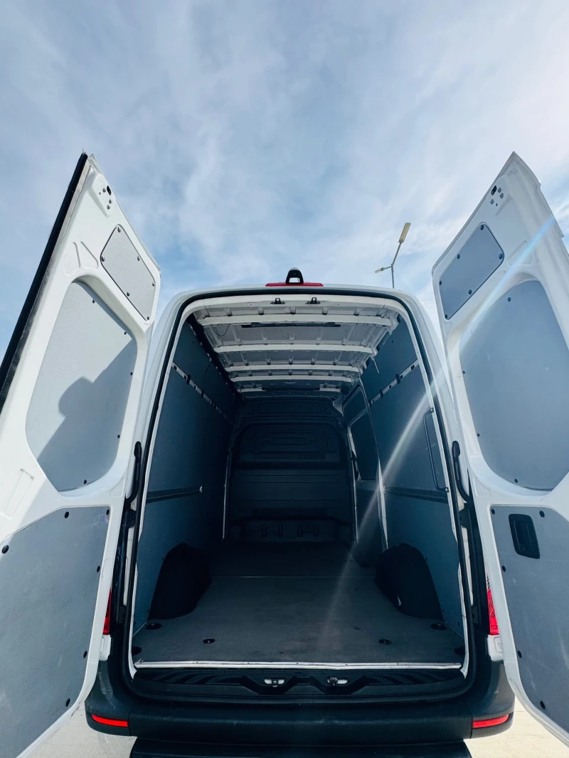 Mercedes-Benz Sprinter 316 Немски!КАТО НОВ!ТОП!ТОП!ТОП!НАВИ!КЛИМАТР!, снимка 6 - Бусове и автобуси - 51624039