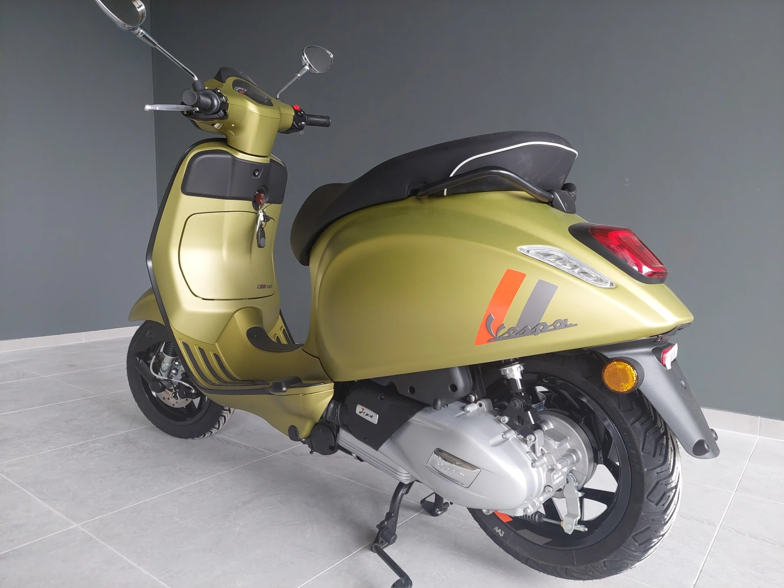 Vespa Sprint s, снимка 1