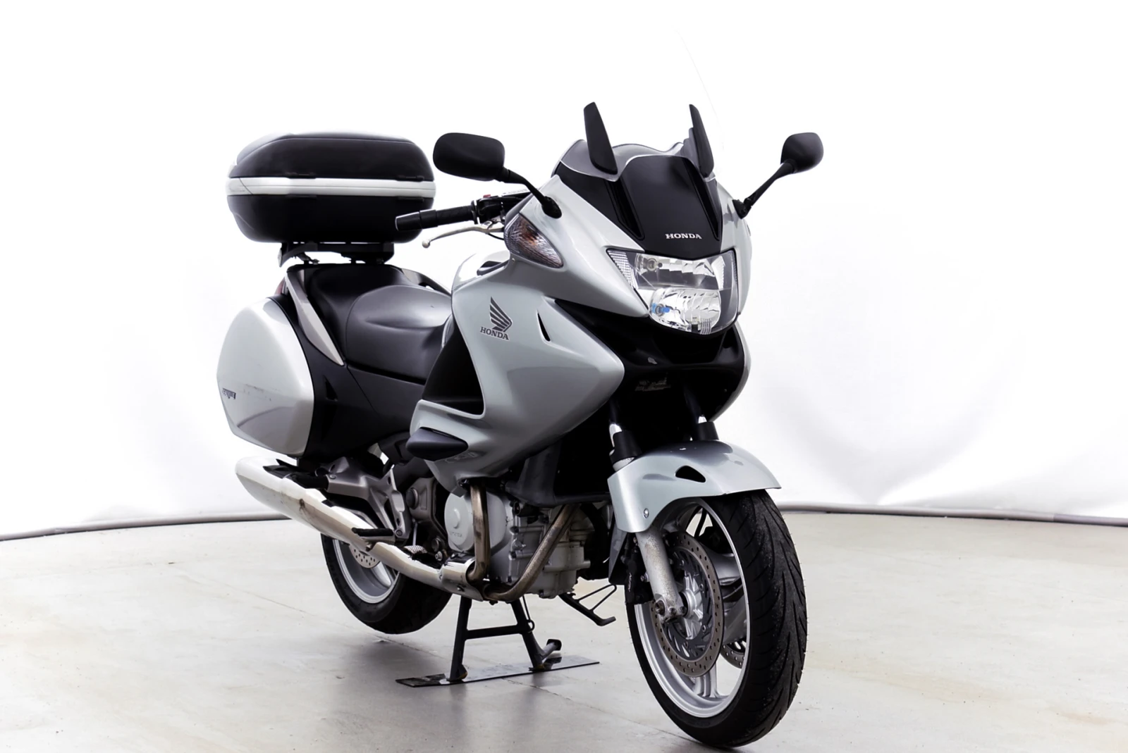 Honda Deauville NT700VA кат L3e-A2 - изображение 2