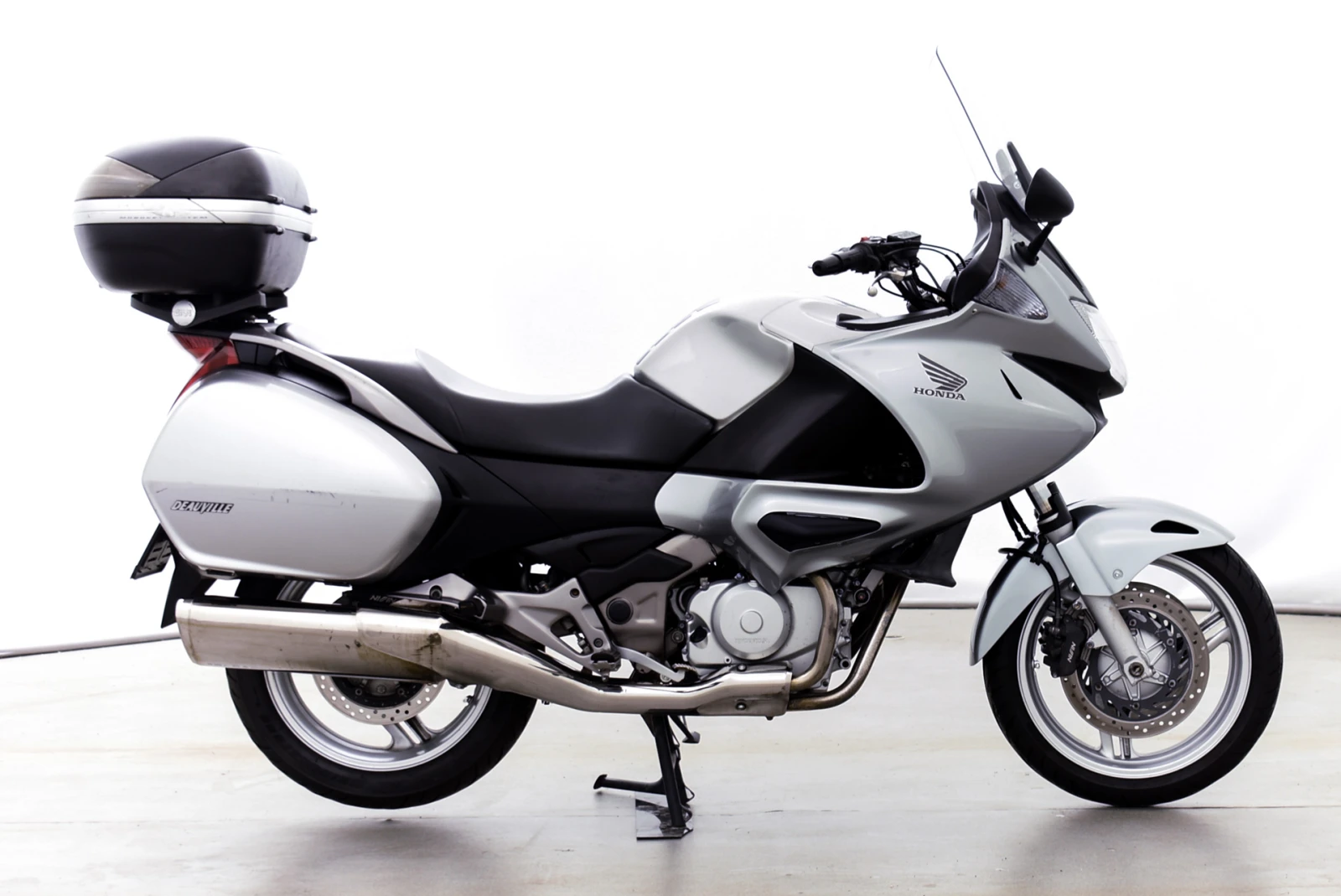 Honda Deauville NT700VA кат L3e-A2 - изображение 3