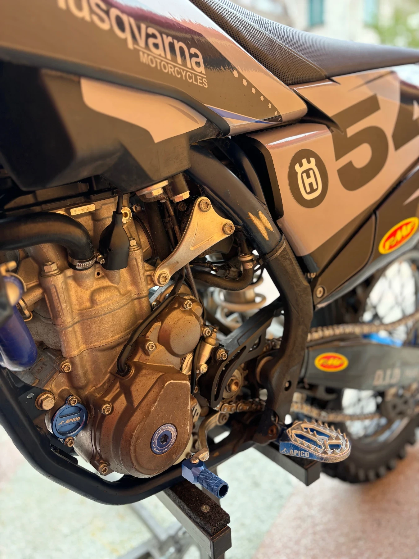 Husqvarna FC 350 /Full Tuning /100 часа от нов/2 Режима/Тракшън - изображение 9