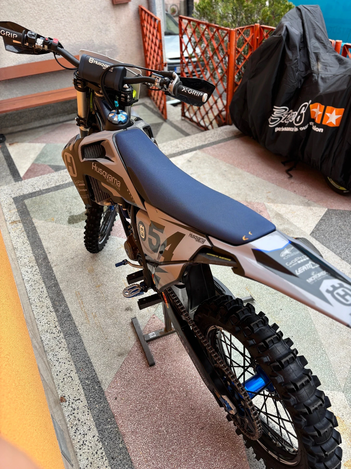 Husqvarna FC 350 /Full Tuning /100 часа от нов/2 Режима/Тракшън - изображение 7