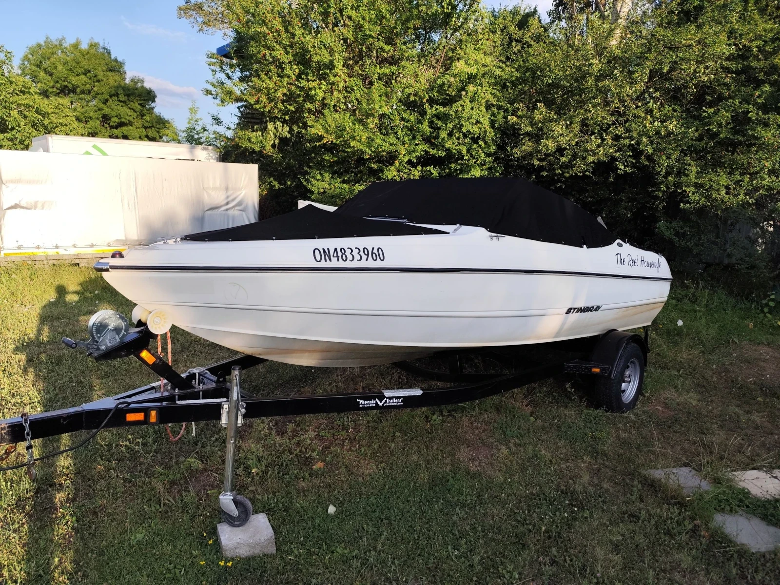 Лодка Bayliner STINGRAY, снимка 7 - Воден транспорт - 55470037