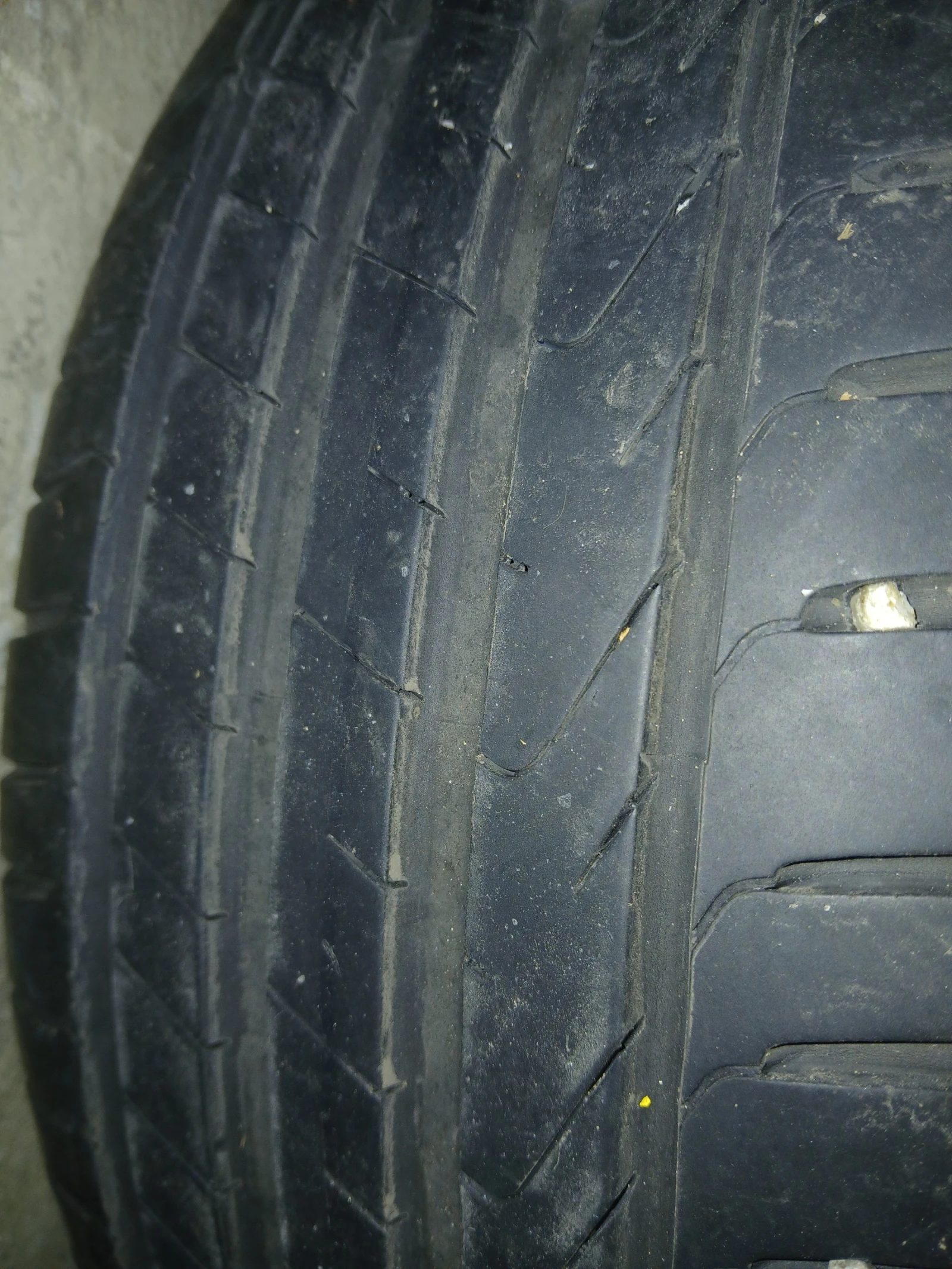 Гуми Летни 205/50R17, снимка 4 - Гуми и джанти - 54567658