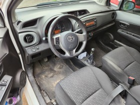 Toyota Yaris 2 броя, снимка 5 - Автомобили и джипове - 45764292