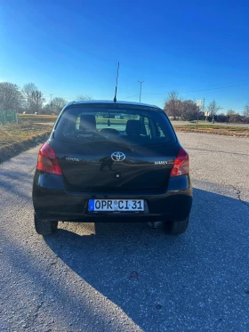 Toyota Yaris 1.3 VVT-i ТОП СЪСТОЯНИЕ!, снимка 4