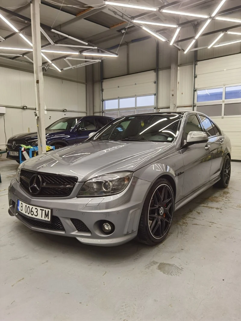 Mercedes-Benz C 63 AMG, снимка 2 - Автомобили и джипове - 47069317