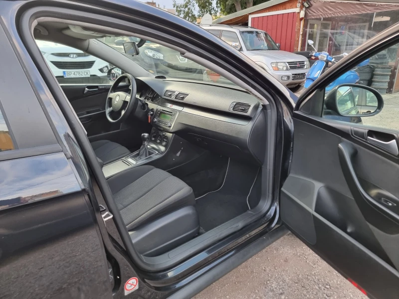 VW Passat 1.9TDI , снимка 15 - Автомобили и джипове - 47356167