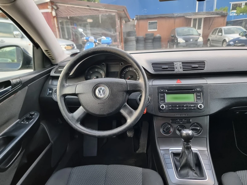 VW Passat 1.9TDI , снимка 12 - Автомобили и джипове - 47356167