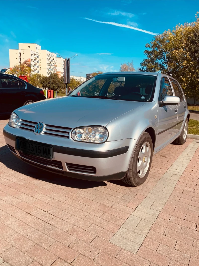 VW Golf, снимка 2 - Автомобили и джипове - 47492395