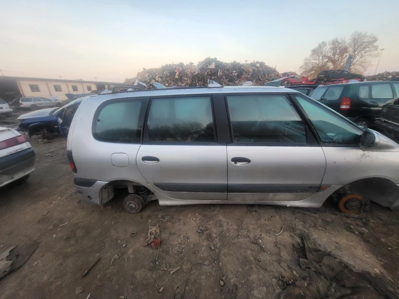 Renault Espace 3, снимка 4 - Автомобили и джипове - 47711645