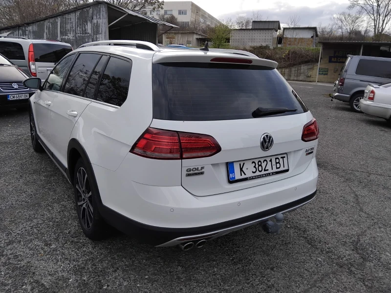 VW Golf Alltrack 2.0 TDI 184кс.4Motion, снимка 2 - Автомобили и джипове - 52556352