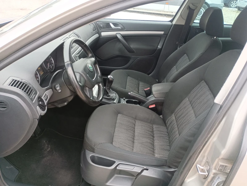 Skoda Octavia 1.9tdi ТОП СЪСТОЯНИЕ , снимка 7 - Автомобили и джипове - 53188260