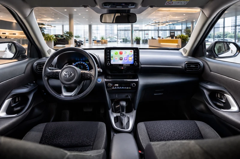 Toyota Yaris Cross 1.5 Hybrid, снимка 8 - Автомобили и джипове - 53528945