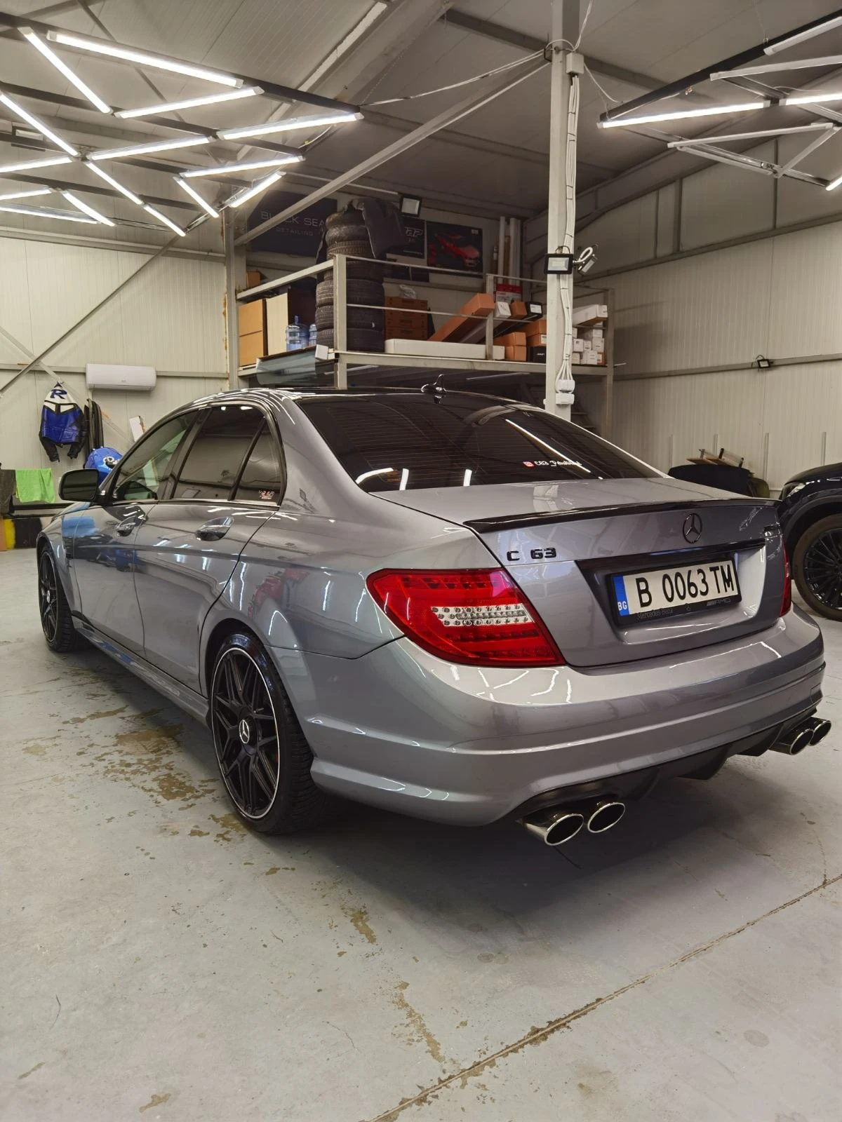 Mercedes-Benz C 63 AMG Зимни Гуми - изображение 3