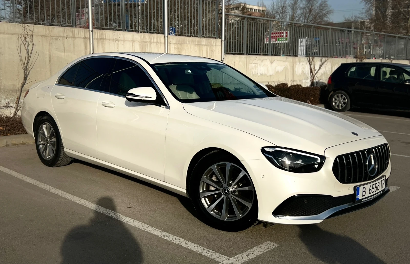 Mercedes-Benz E 200 Avantgarde 9G Бартер Реални КМ - изображение 3