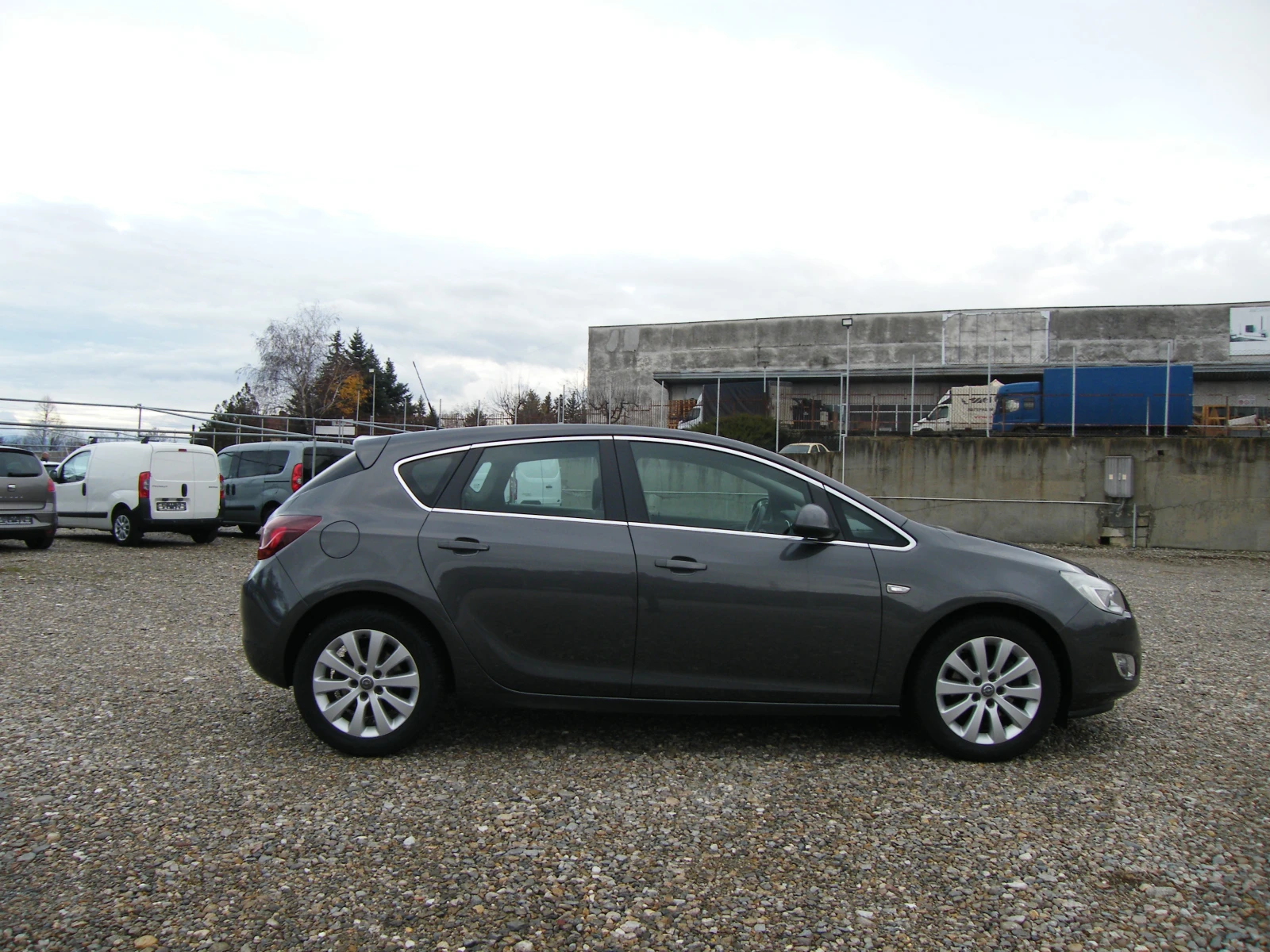 Opel Astra 1.7CDTI - изображение 3