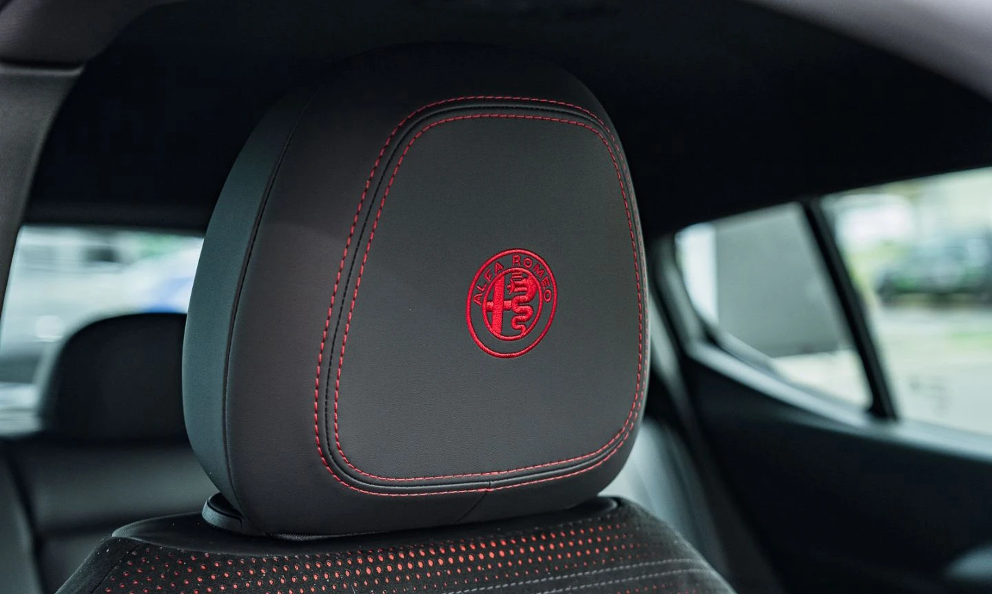 Alfa Romeo Tonale 1.3 PHEV/VELOCE/4X4/CAM/CPLAY/ACC/KLESS/719b | Mobile.bg   14