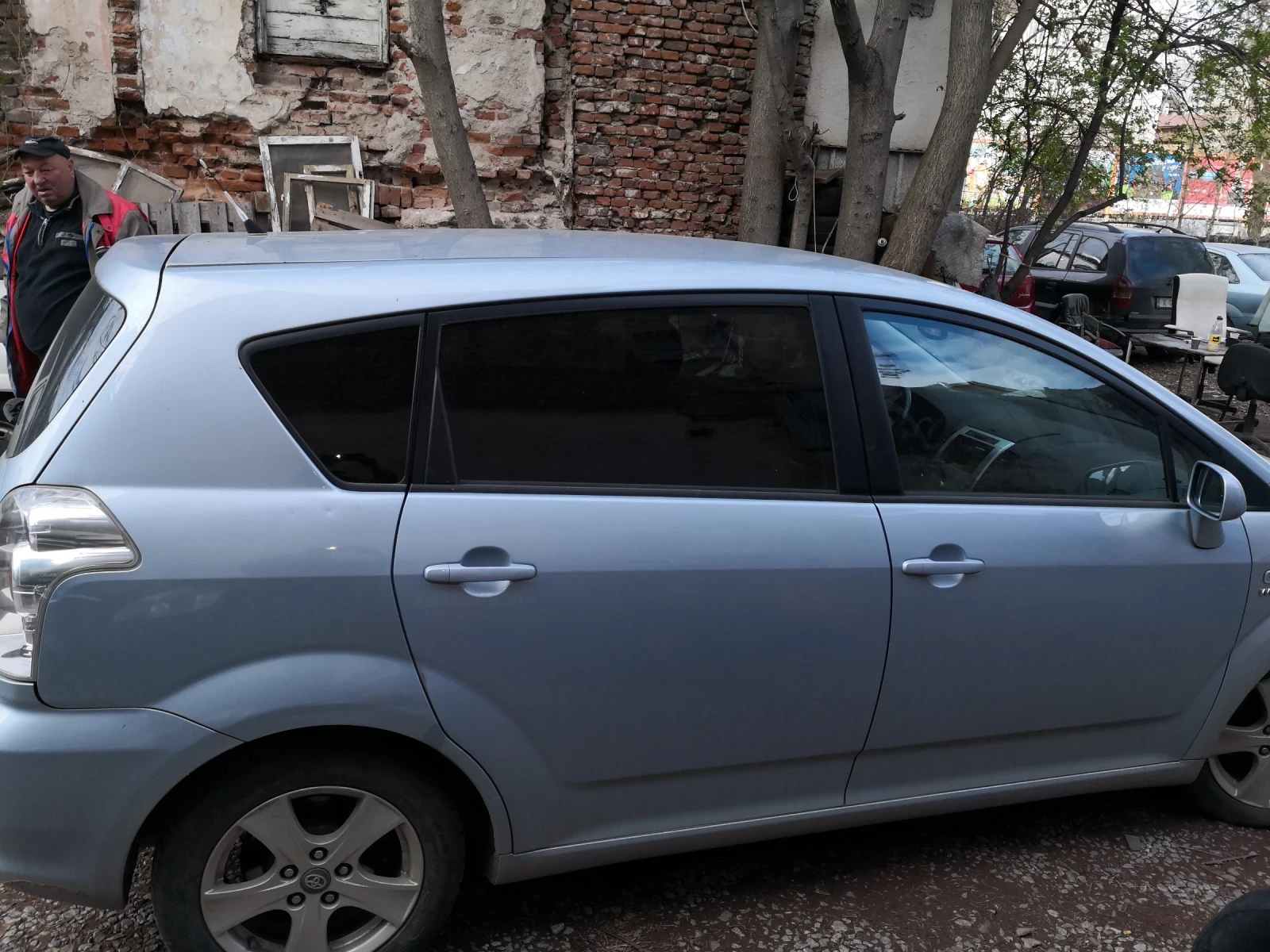 Toyota Corolla verso 2.2D4D - изображение 5