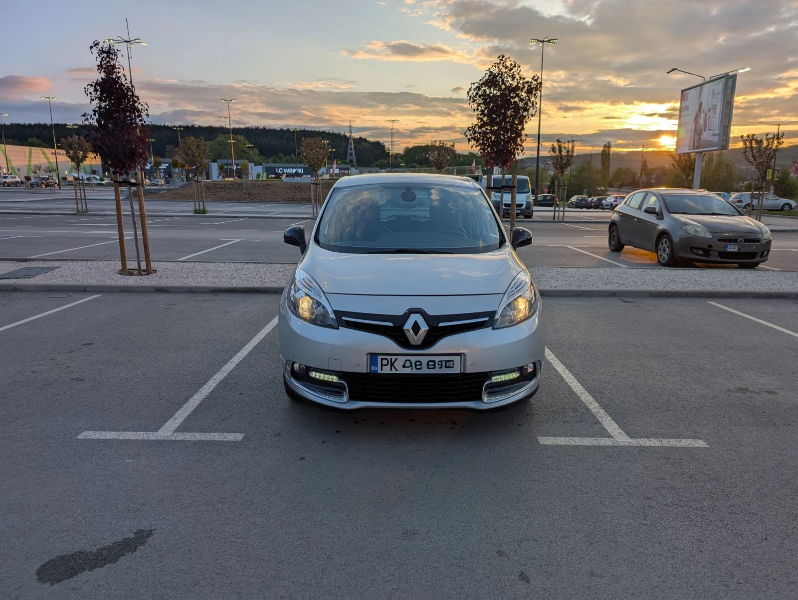 Renault Scenic 1.6 dci - изображение 2