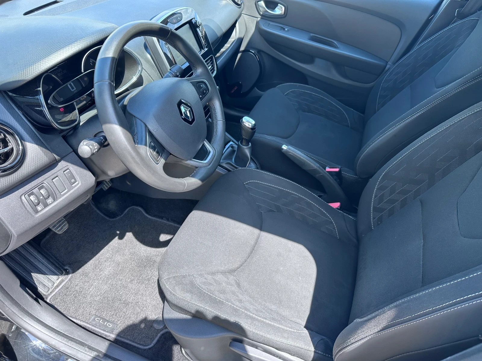 Renault Clio 0.9 114000km!!!LIMITED - изображение 9