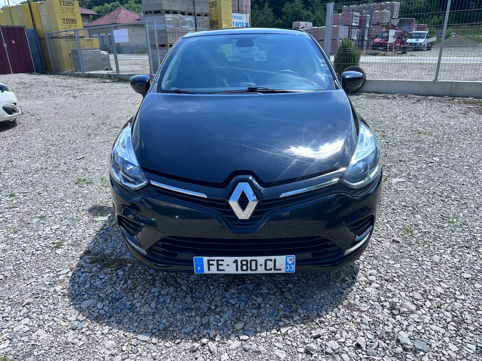 Renault Clio 0.9 114000km!!!LIMITED - изображение 2