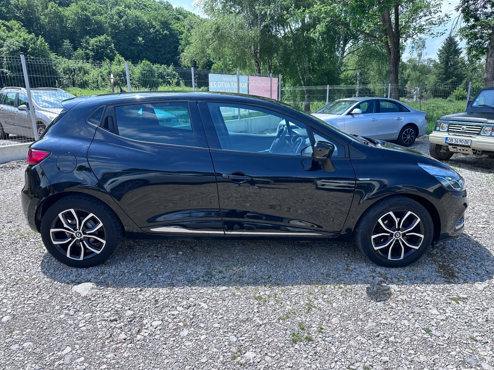 Renault Clio 0.9 114000km!!!LIMITED - изображение 4