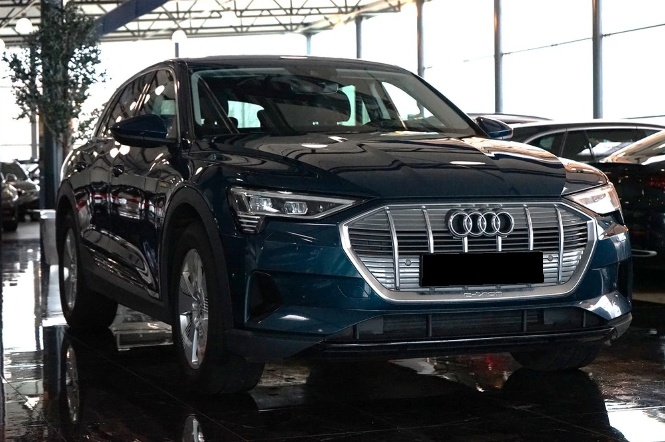 Audi E-Tron 50 Quattro - изображение 2