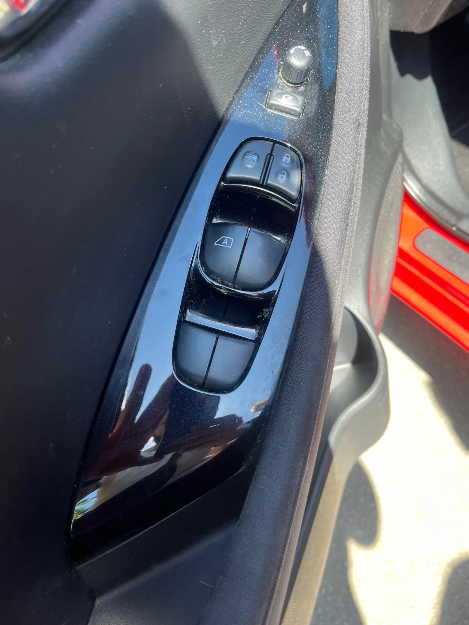 Nissan Leaf   - изображение 10