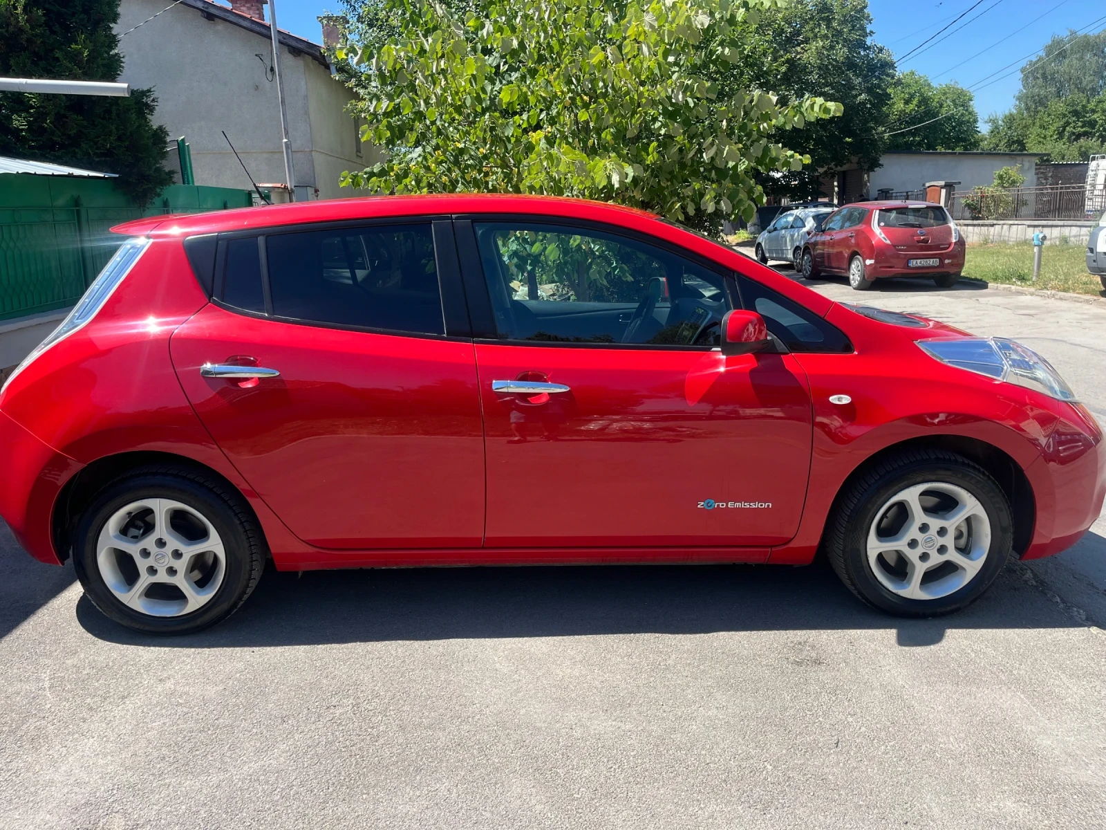 Nissan Leaf   - изображение 5