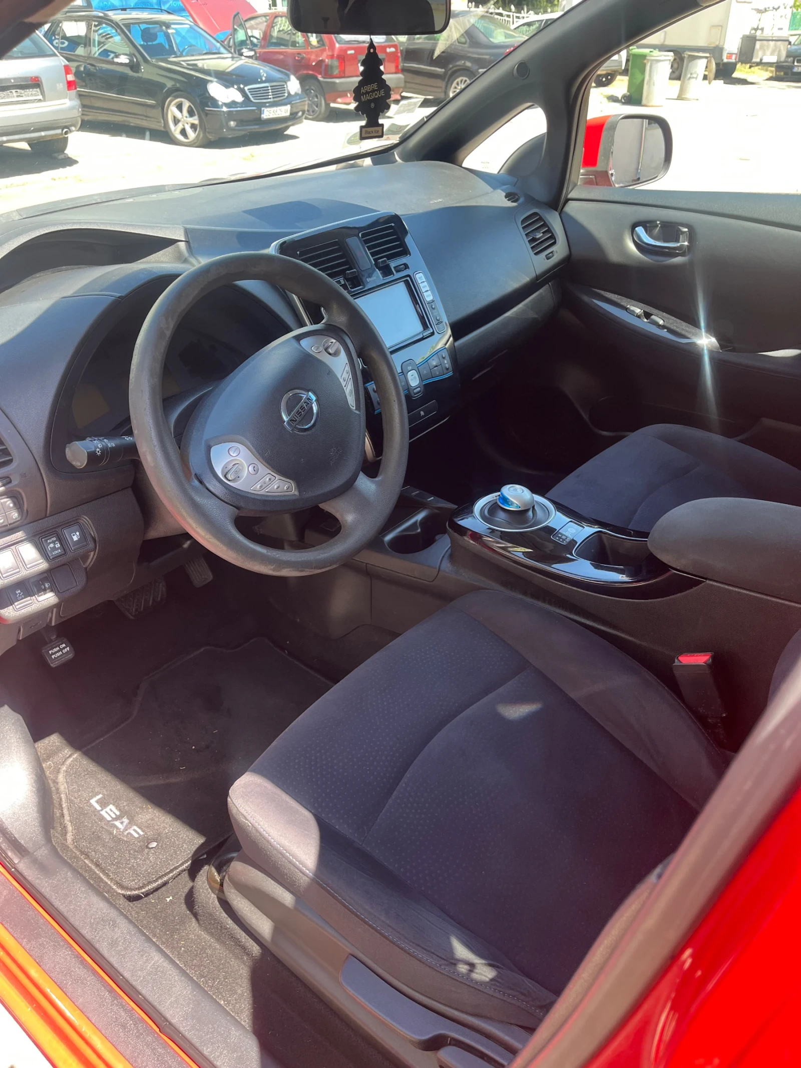 Nissan Leaf   - изображение 9